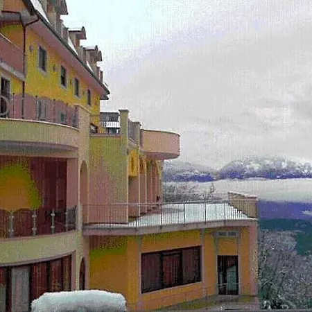 Hotel Sette E Mezzo 3*