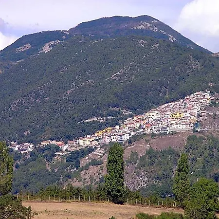 Sette E Mezzo 3*