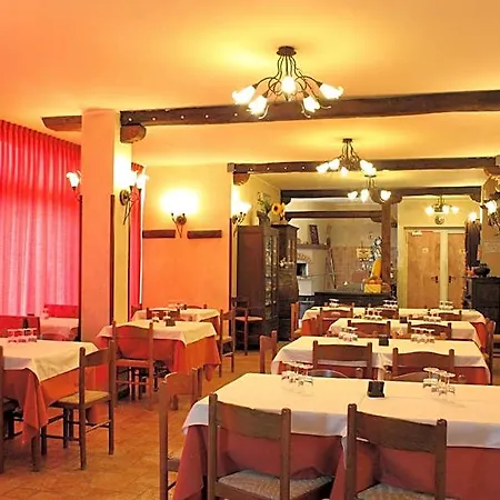 Отель Sette E Mezzo 3*